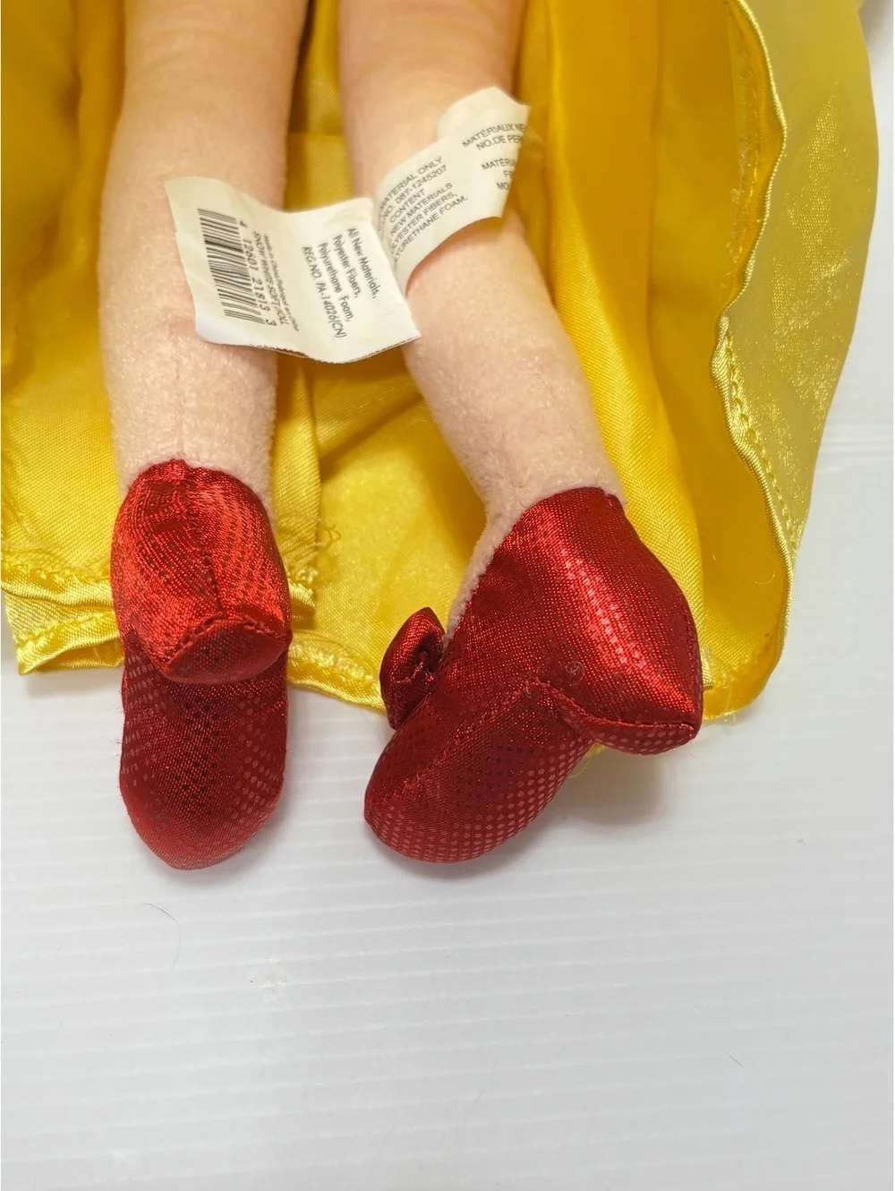 Disney Snow White Plush Doll with Yellow Satin Dress and Red Shoes GUC